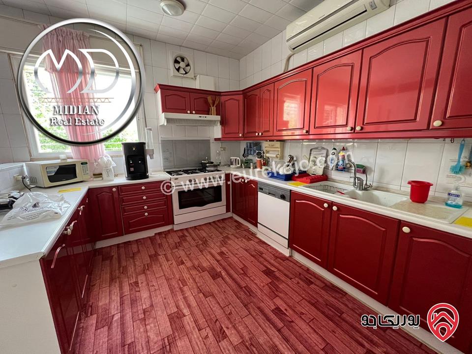 شقة دوبلكس ارضية طابقية فاخرة للبيع في عمان - خلدا مساحة 500م مع ترسات وحدائق 400م مع مسبح داخلي تصلح تجاري