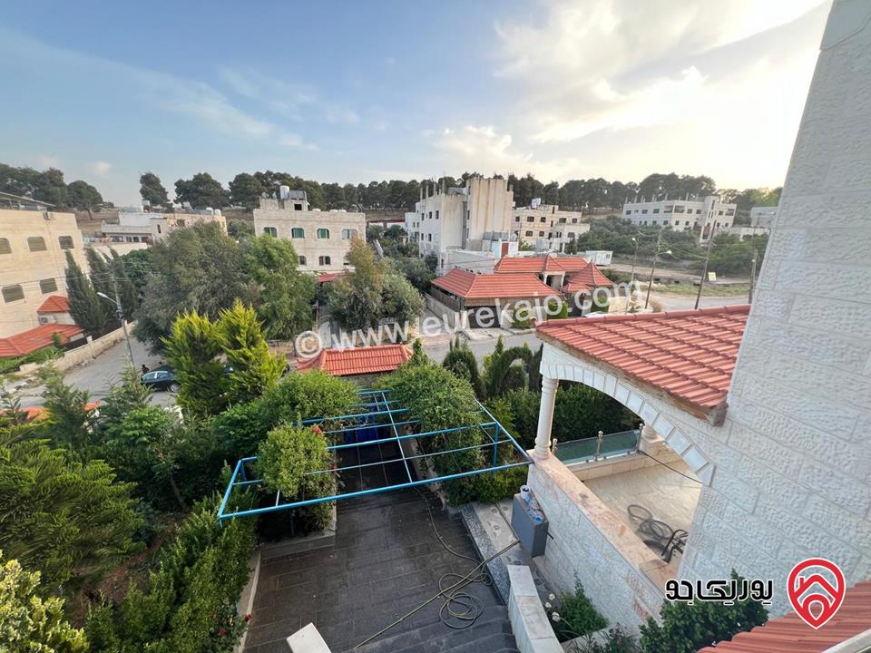 فيلا دوبلكس مساحة 550م على أرض 1030م للبيع في عمان - ضاحية الأمير علي طريق المطار 