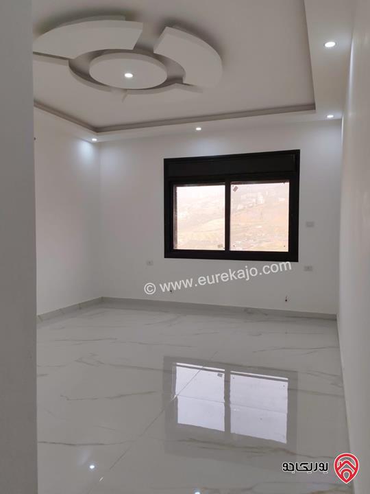 شقة فاخرة طابق أول مساحة 140م للايجار في عمان - الجبيهة