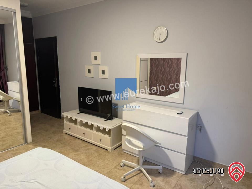 شقة مفروشة فاخرة للبيع في عمان - أم السماق خلف الدر المنثور طابق اول 200م تشطيب سوبر ديلوكس