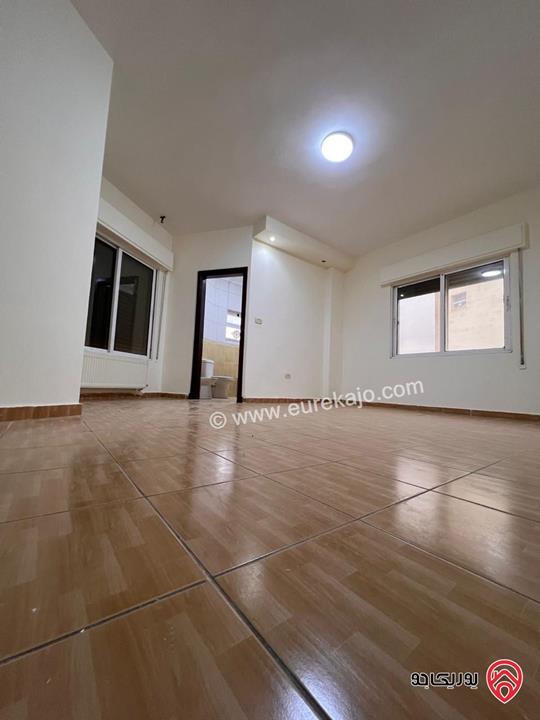 شقة طابق أرضي مساحة 180م للايجار في عمان - دابوق 