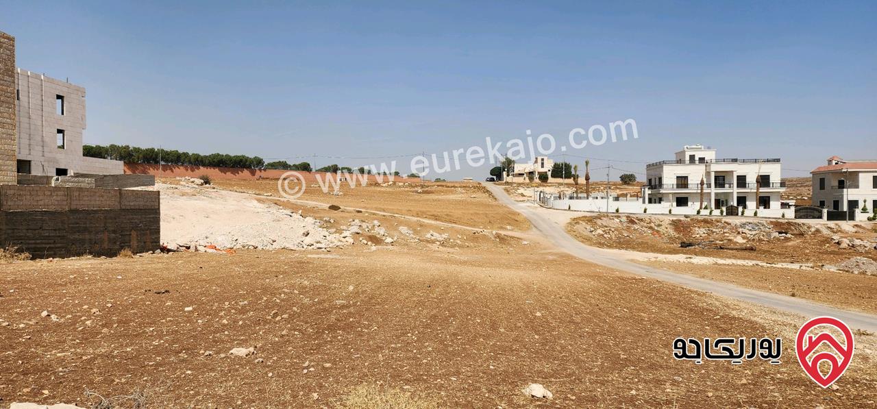 قطعة أرض سكنية مساحة 790م للبيع في عمان - ناعور منطقة فلل حديثة مميزة من المالك مباشرة 