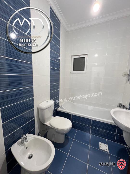 شقة شبه ارضي للبيع في عمان - ضاحية الرشيد مساحة 240م جديدة لم تسكن بسعر مميز جداً