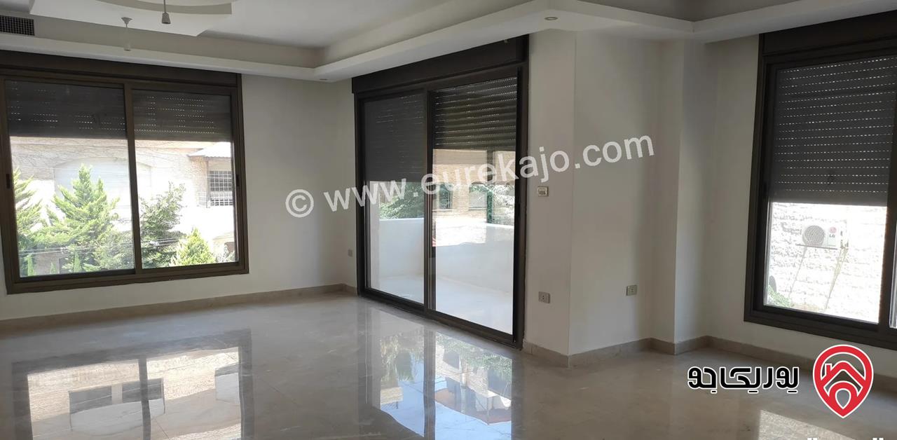 شقة طابق أول طابقية مساحة 223م للبيع في عمان - دير غبار