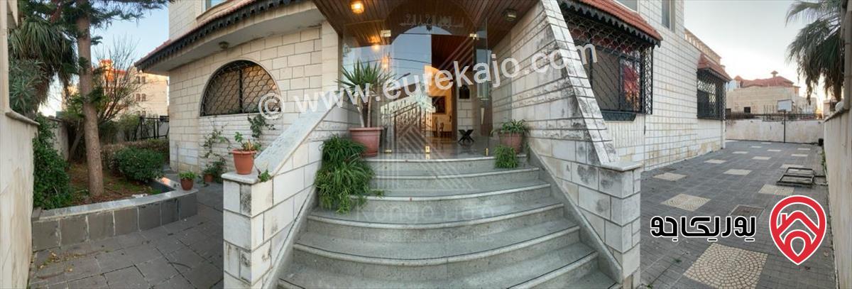 فيلا مستقلة مساحة 680م على أرض 980م للبيع في عمان - الجبيهة