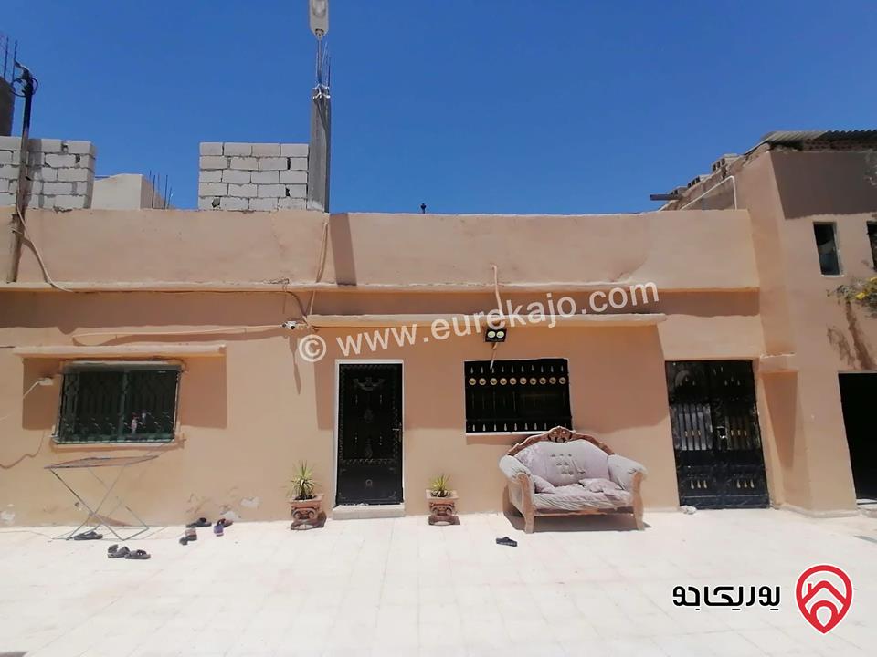 منزل مساحة 280م على ارض 500م للبيع في عمان - الجيزه قرب المسجد القديم