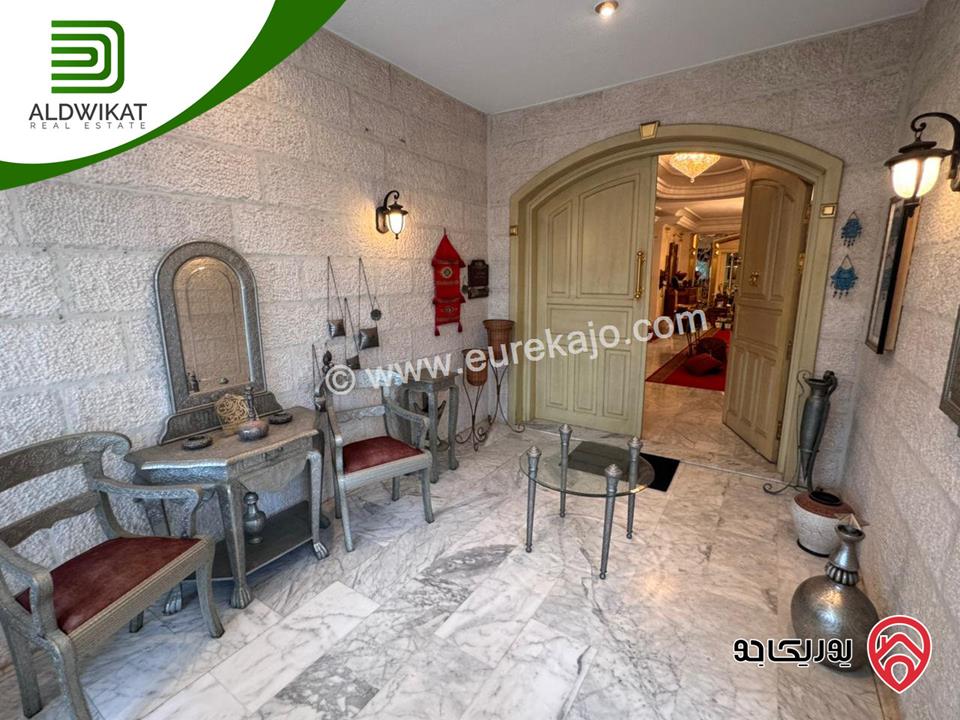 فيلا مستقلة للبيع في عمان - عبدون مساحة الارض 1000 م مساحة البناء 1050 م