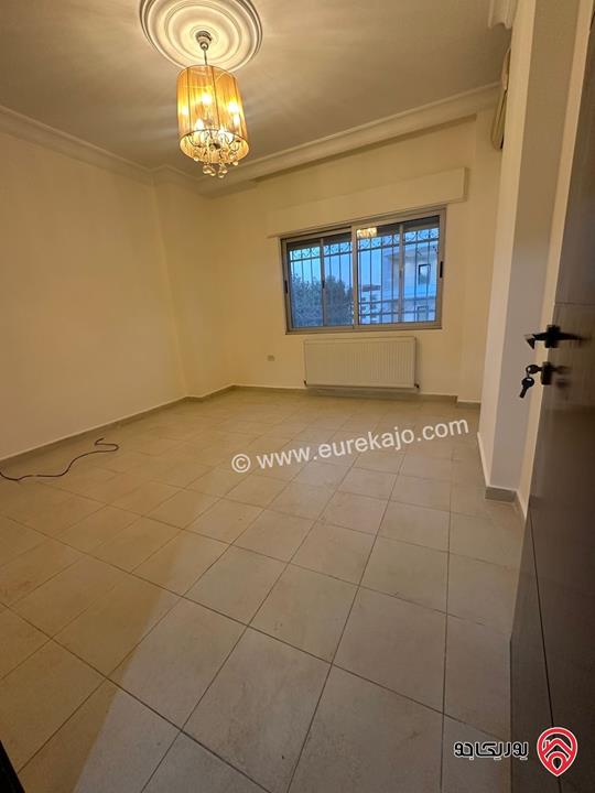 شقة طابق ثاني مساحة 150م للايجار في عمان - خلدا