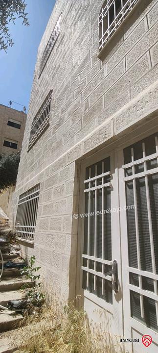 عمارة من طابقين وروف للبيع في عمان - الهاشمي الشمالي 