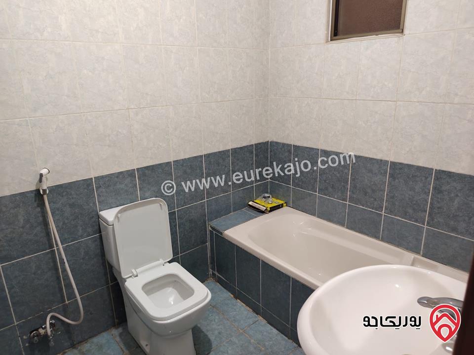 شقة مساحة 111م طابق أول للبيع في عمان - طبربور 