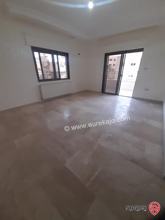 شقة طابق أول مساحة 175م للايجار في عمان - تلاع العلي 