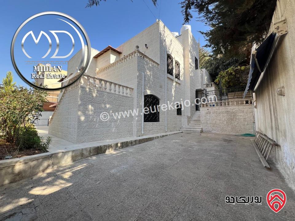 فيلا مستقلة فارغة مساحة 460م على أرض 800م للايجار في عمان - ام السماق قرب السيتي مول سوبر ديلوكس منطقة فلل هادئة بسعر مميز جداً