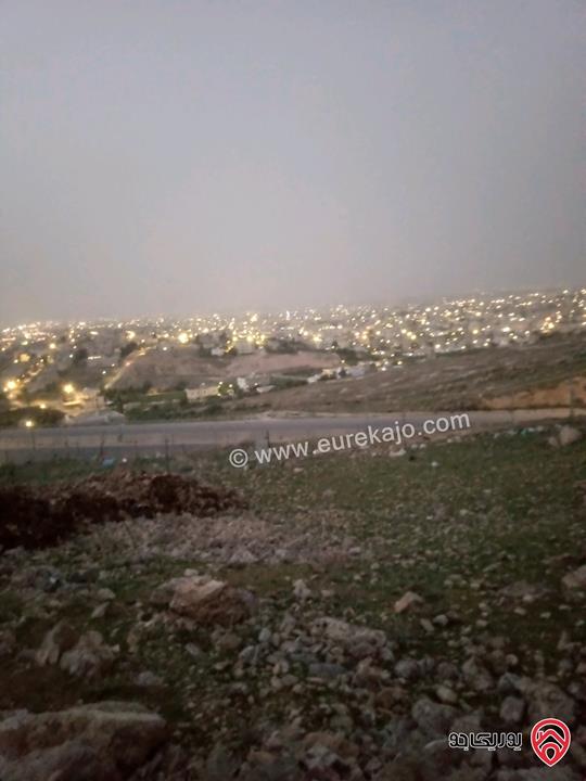 أرض مساحة 987م للبيع في اربد - الحصن حوض خلايا وادي العين ومن المالك