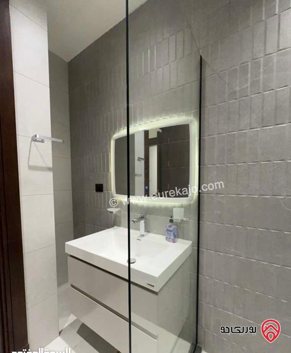 شقة مفروشة طابق أول مساحة 160م للايجار السنوي في عمان - دير غبار 