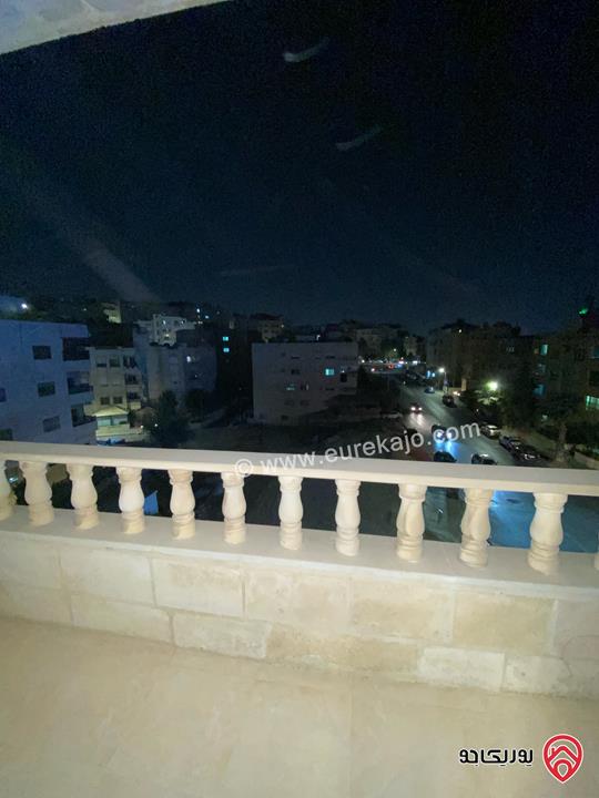 شقة طابق ثالث مع رووف بمساحة 164م + 50م رووف للبيع في عمان - ضاحية الرشيد