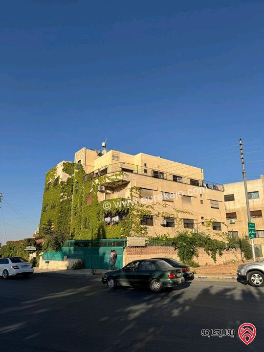 شقة طابق رابع مساحة 263م للبيع في عمان - الذراع دوار علي صقر