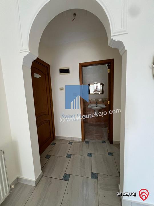 شقة طابق ثاني 165م تشطيب سوبر ديلوكس للبيع في عمان - أم السماق