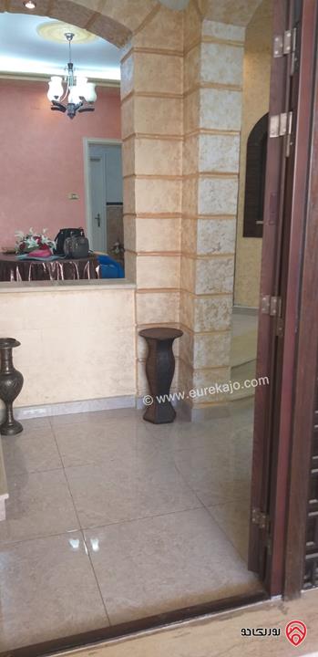 بيت مستقل مساحة 300م على أرض 415م للبيع في الزرقاء – جبل طارق ( تشطيبات جديدة )