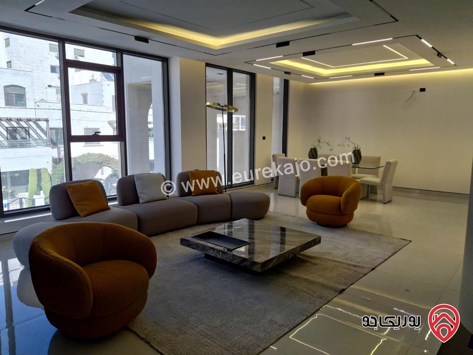 شقة جديدة طابق أول مساحة 180م للبيع في عمان - دير غبار