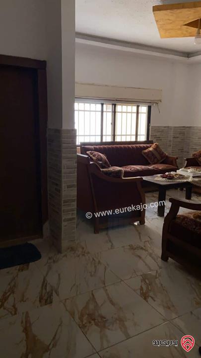 شقة أرضية مساحة 151م للبيع في الزرقاء الجديدة شارع الكرامة خلف كوفي شوب هاشم 