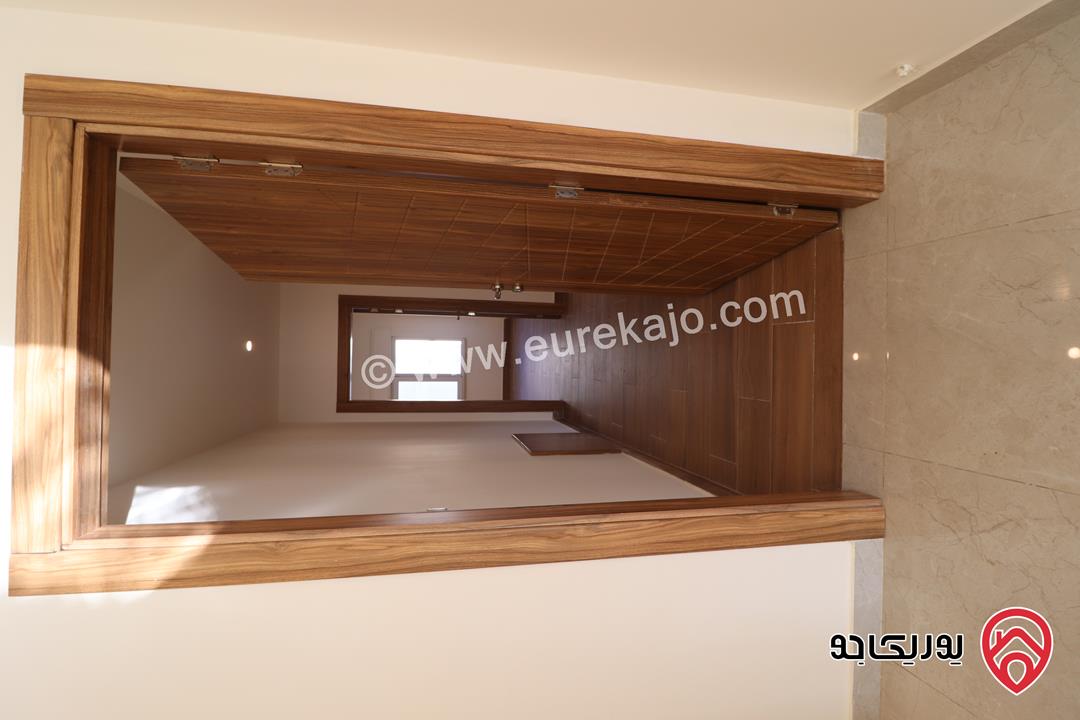 شقة جديدة مساحة 135م طابق ثالث للبيع في عمان - خلدا