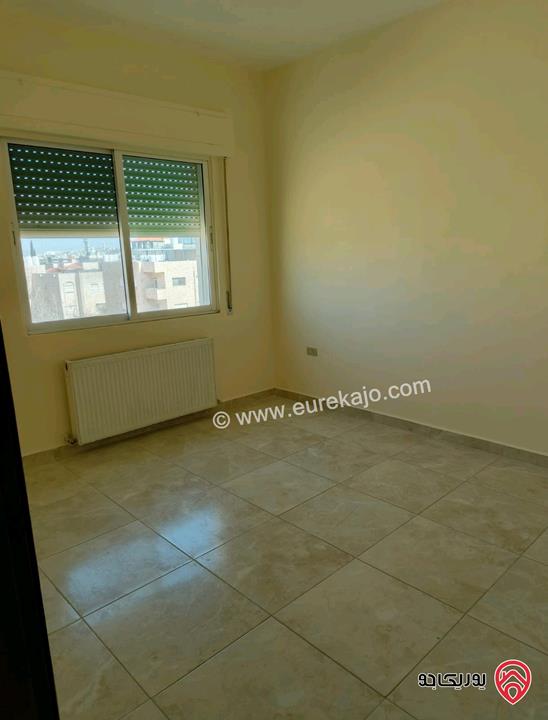 شقة طابق ثالث مساحة 130م للايجار في عمان - شفا بدران 