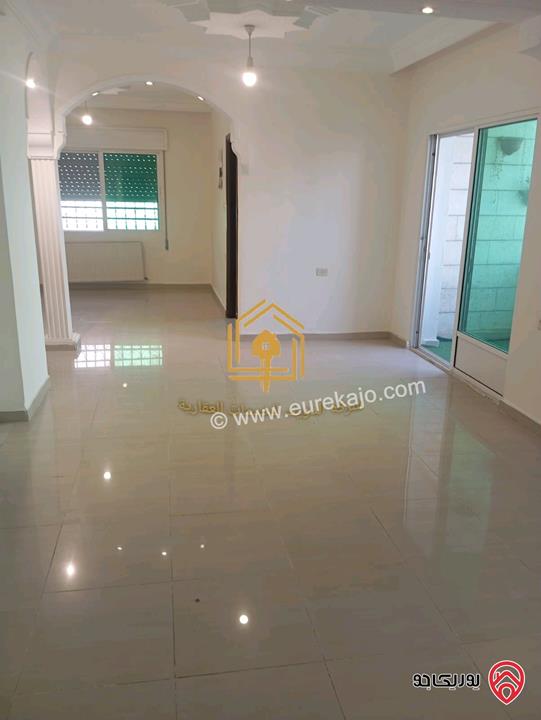 شقة فارغة طابق ثانى مساحة 150م للإيجار في عمان - خلدا 