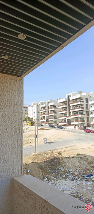 شقة جديدة طابق اول مساحة 150م للبيع في عمان - الجبيهة خلف حديقة الجبيهة