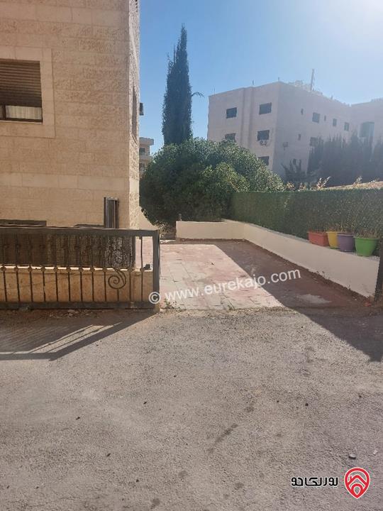 شقة أرضية مساحة 185م داخلي و 70م خارجي للإيجار السنوي في عمان - الجبيهة – أم زويتينة