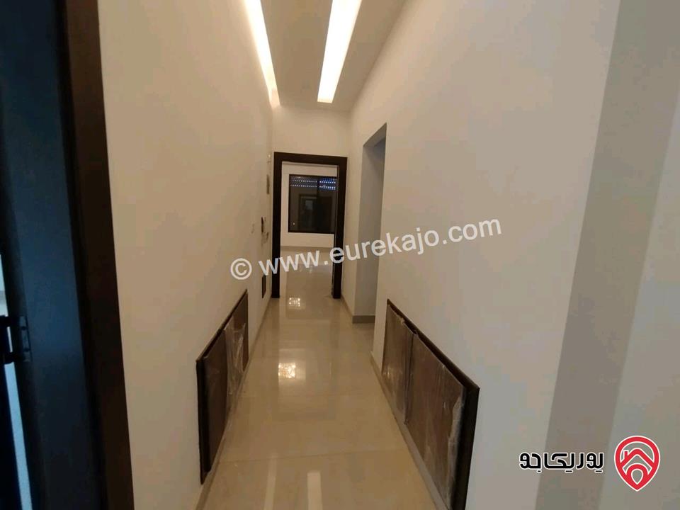 شقة مميزة مساحة 200م طابق ثاني للبيع في عمان - ام السماق جديدة 