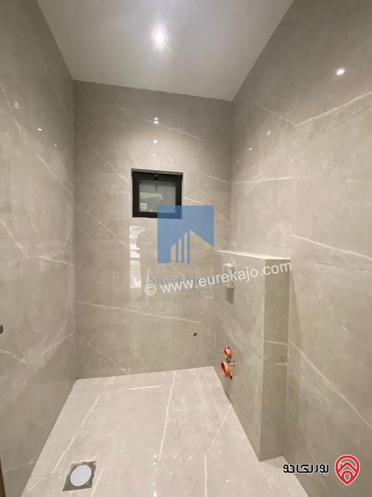 شقة فاخرة طابق ثاني 210م تشطيب سوبر ديلوكس للبيع في عمان - تلاع العلي