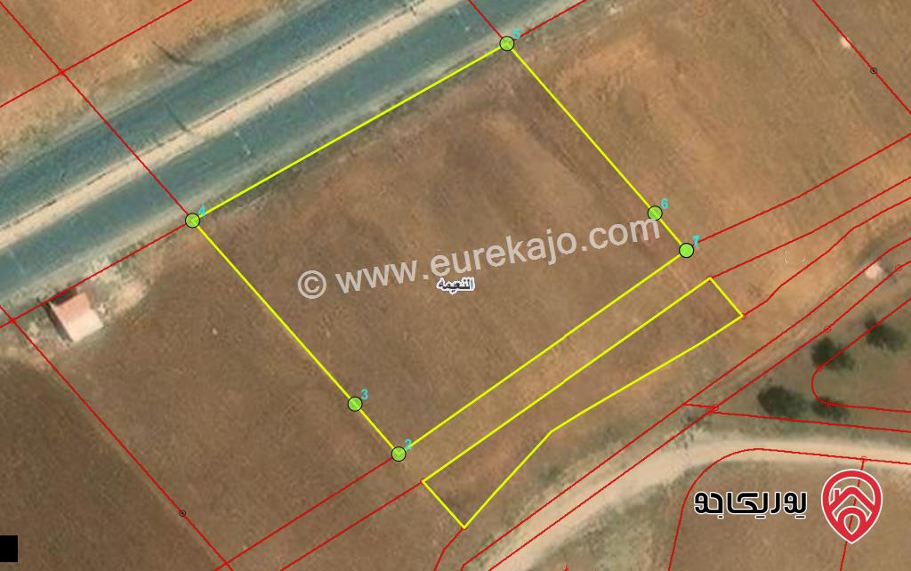 قطعة ارض مساحة 2866م للبيع في اربد - على مدخل النعيمة على الشارع الرئيسي