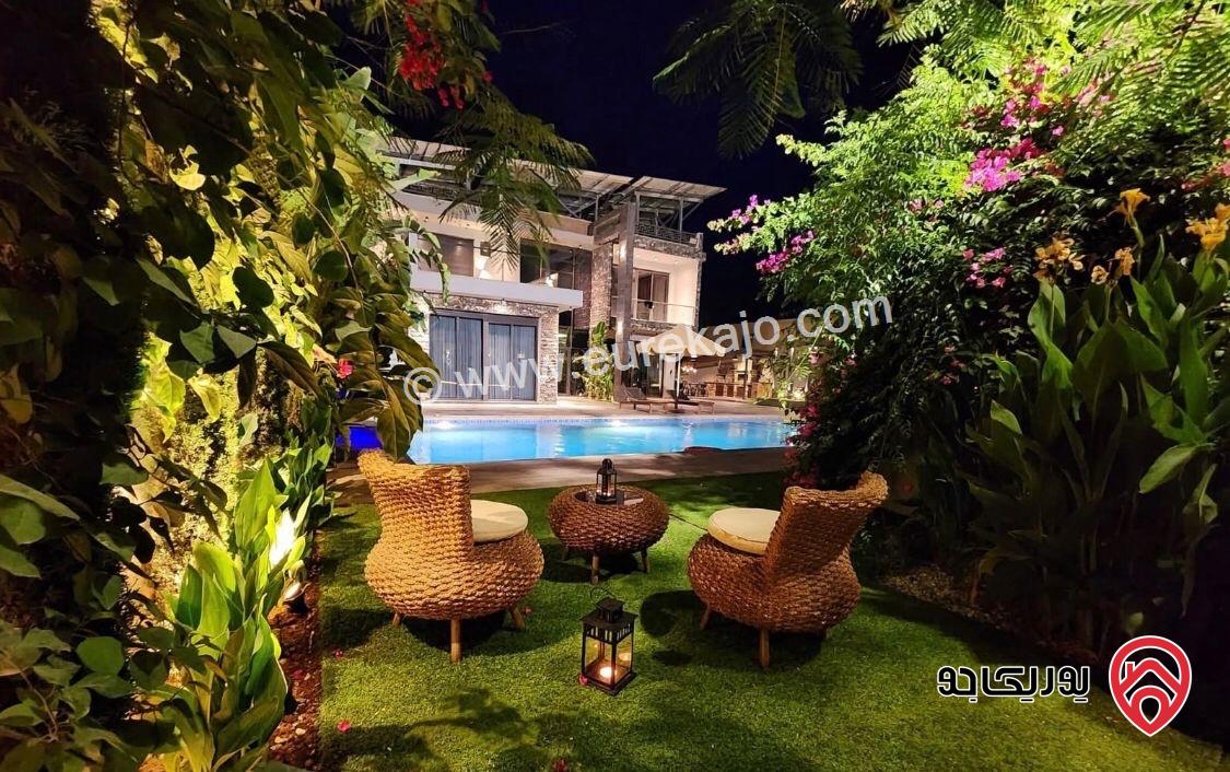 شاليه مودرن فاخر مساحة الأرض 716م والبناء 265م للبيع في البحر الميت قرب منتجع البحيرة