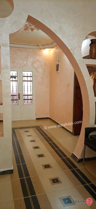 منزل مستقل مساحة 375م على أرض 675م للبيع في المفرق - حيان المشرف