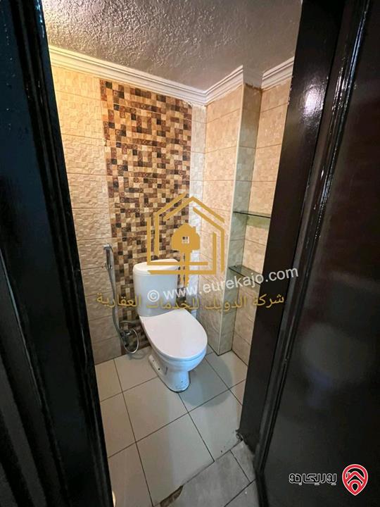 شقة فارغة طابق ثانى مساحة 200م للإيجار في عمان - الجبيهة 