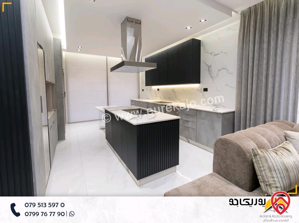 شقة شبه أرضي مساحة 177م مع ترس 50م للبيع في عمان - طريق المطار