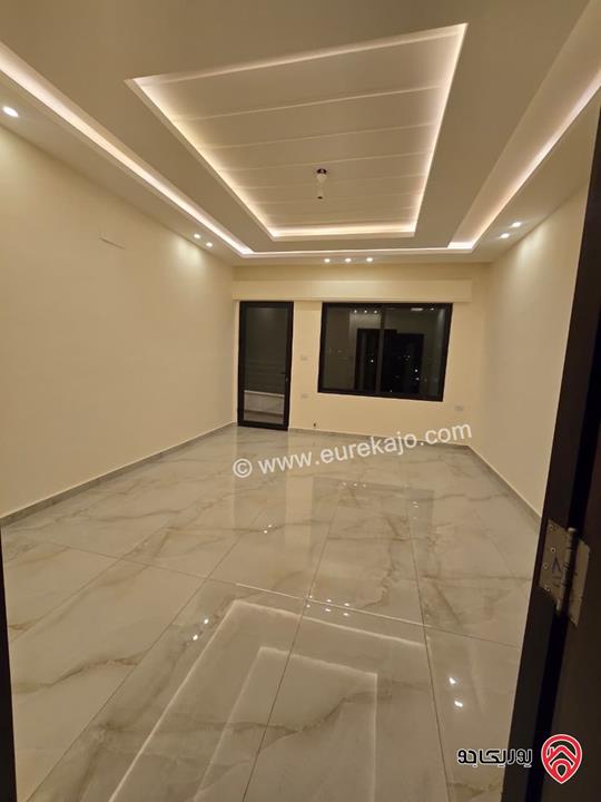 شقة دوبلكس فارغة لم تسكن مساحة 200م للايجار في عمان - البنيات 