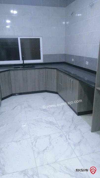 منزل مساحة 140م على أرض 250م للبيع في اربد - ايدون 