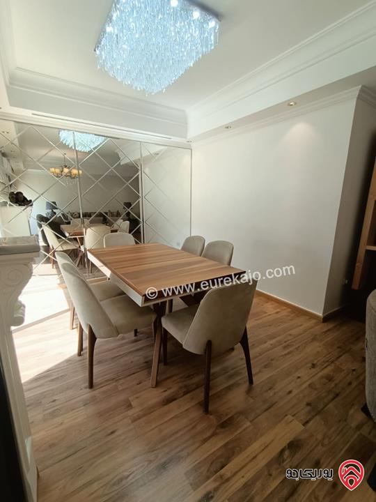 شقة فاخرة مفروشة أرضية مساحة 200م مع حديقة 200م للايجار في عمان - عبدون 