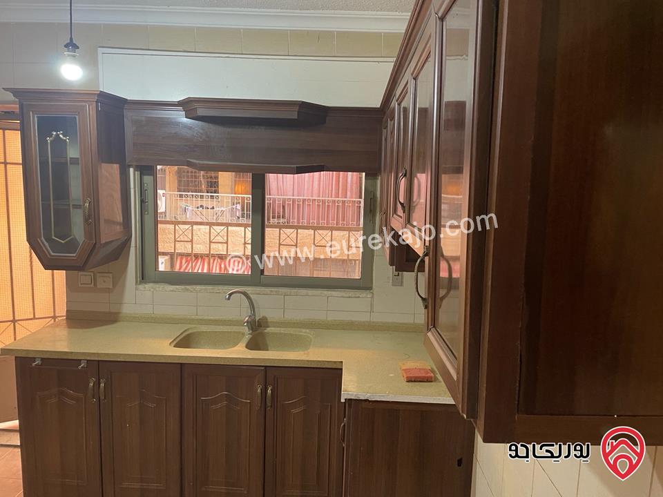 شقة طابقية مميزة مساحة 140م طابق أول للبيع في الزرقاء - مدينة الشرق
