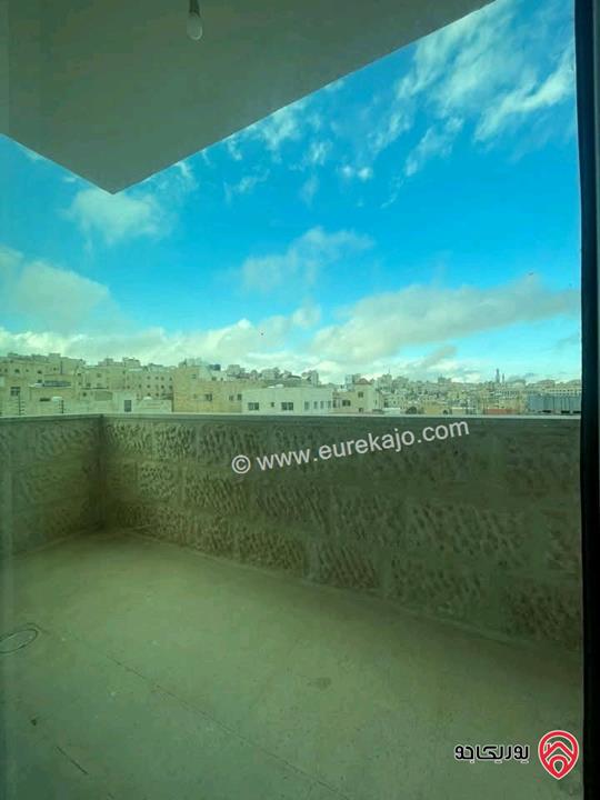 شقة مساحة 75م طابق ثالث للبيع في عمان - بالقرب من مدينة الجبيهة الترويحية ذات إطلالة مميزة