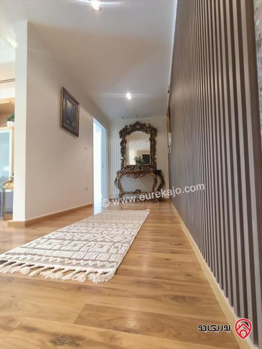 شقة مفروشة فاخرة طابق أرضي مساحة 200م للايجار في عمان - عبدون