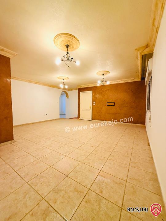 شقة شبه أرضية مساحة 150م للبيع في عمان - طبربور 