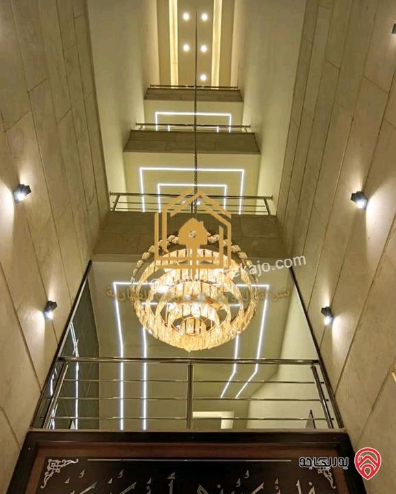 شقة جديدة لم تسكن طابق أول مساحة 185م للإيجار في عمان - طريق المطار 