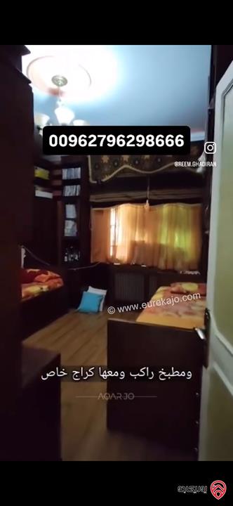 شقة ارضية مساحة 260م داخلي و 300م خارجي للبيع في عمان - تلاع العلي 
