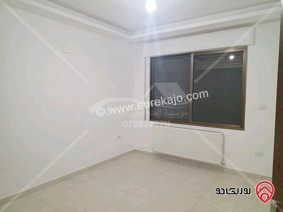 شقة فارغة ارضية مساحة 145م للايجار في عمان - خلدا