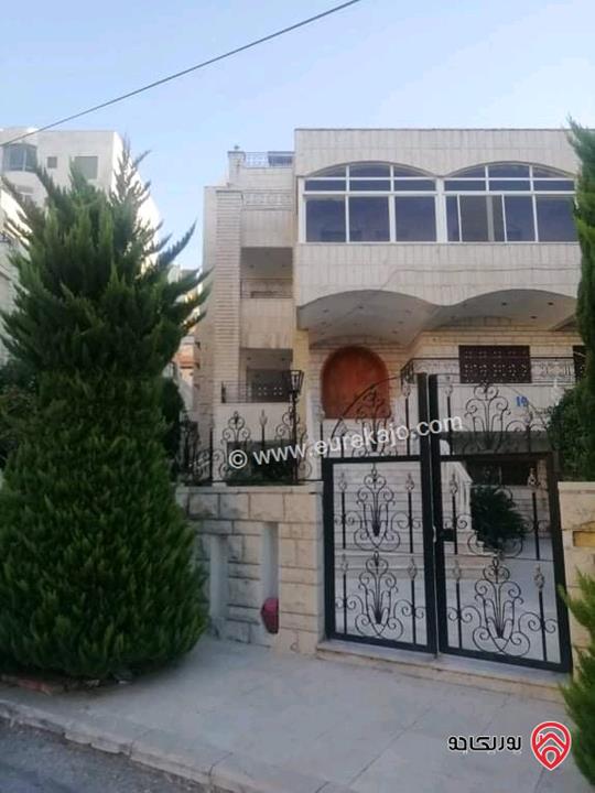 فيلا 4 طوابق على أرض 1 دونم و 465م للبيع في عمان - الرابية