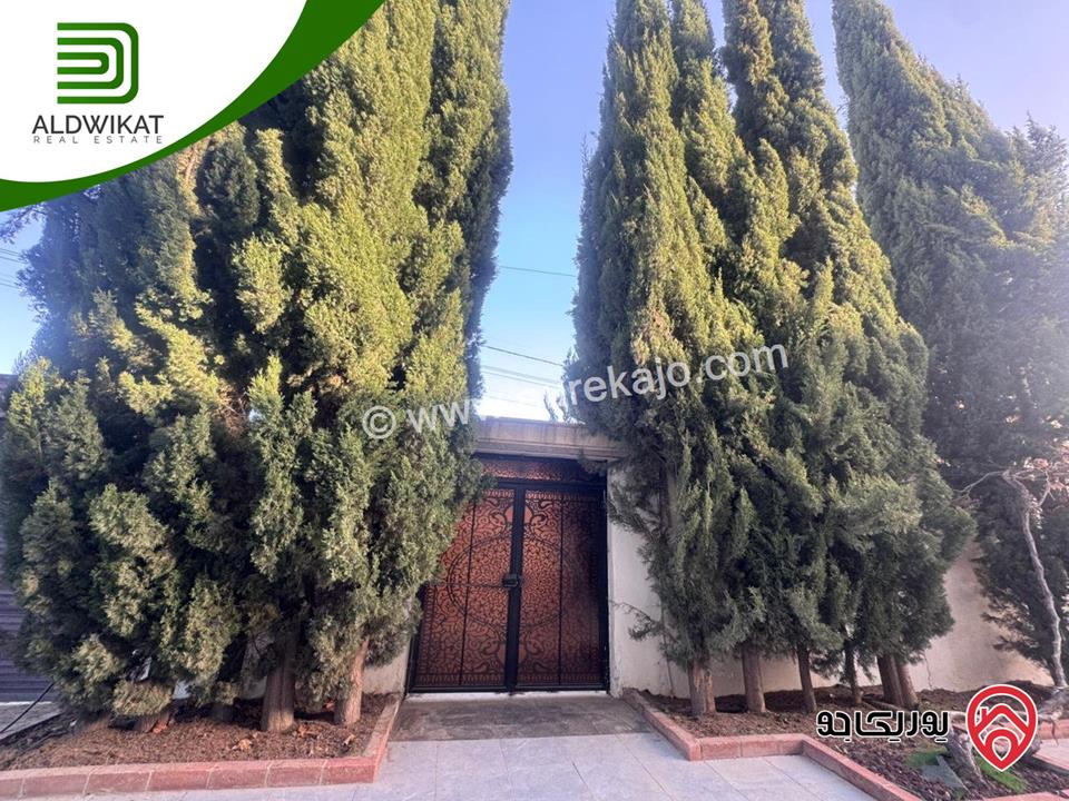 فيلا مستقلة للبيع في عمان - على طريق المطار / الغباشية مساحة البناء 1000م ومساحة الارض 1240م موقع مميز على شارعين