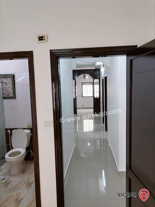 شقة طابق ثاني مساحة 109م مميزة للبيع في عمان - ضاحية الرشيد