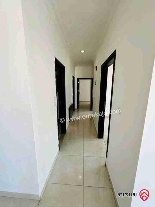 شقة فارغة طابق أرضي مساحة 120م للايجار في عمان - تلاع العلي شارع الجامعة 